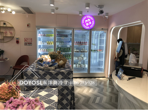 奶茶店一般用哪些冰柜，應該如何服務
